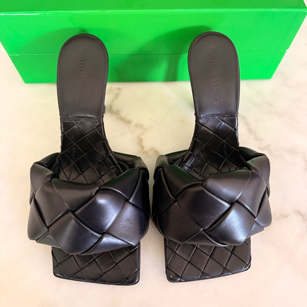 Bottega Veneta Black Woven Sandals